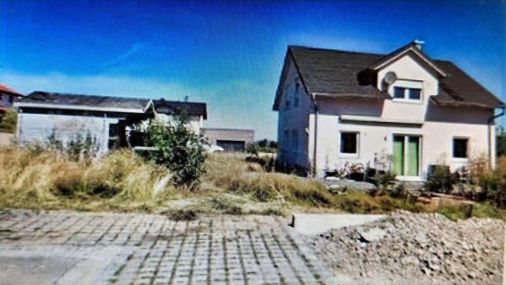 ZWANGSVERSTEIGERUNG: Wohnhaus für eine große Familie ab € 214.000.-- möglich. 6 zimmer