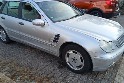 Mercedes-Benz C 180 210.000 km 1.400 € Burgbrohl 56659