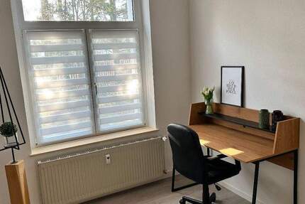 Moderner Schreibtischplatz im Zentrum Langenwolschendorf - flexibel & möbliert zimmer