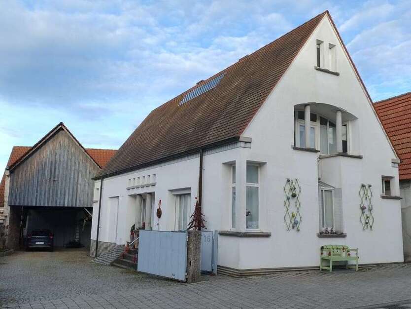Haus zum Kaufen in Renchen 599.000 € 214 m²