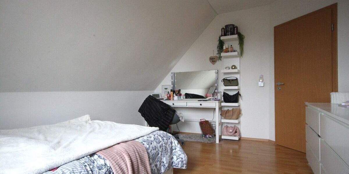 Einfamilienhaus Wustermark / Buchow-Karpzow Buchow-Karpzow - 4 Zimmer, 121 m&sup2;, 399.000&euro; | Angebot:25699630