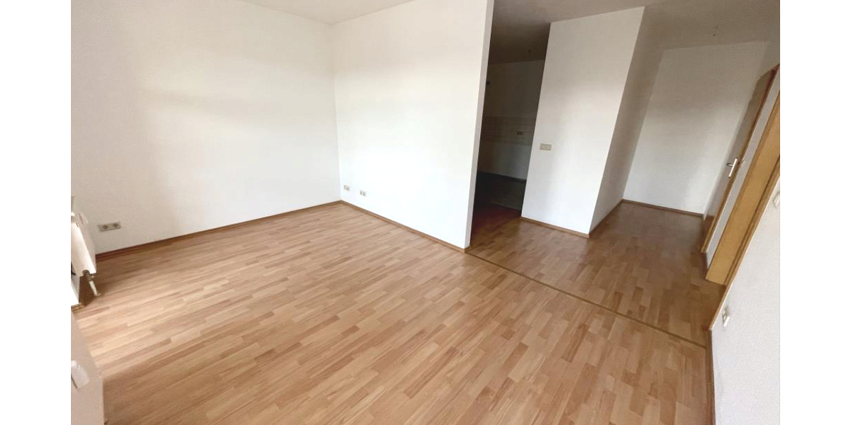 Schicke Wohnung mit Balkon und Aufzug nahe dem Stadtzentrum in ruhiger Lage! - Dachgeschoßwohnung Gera Ostviertel | Angebot:26994115