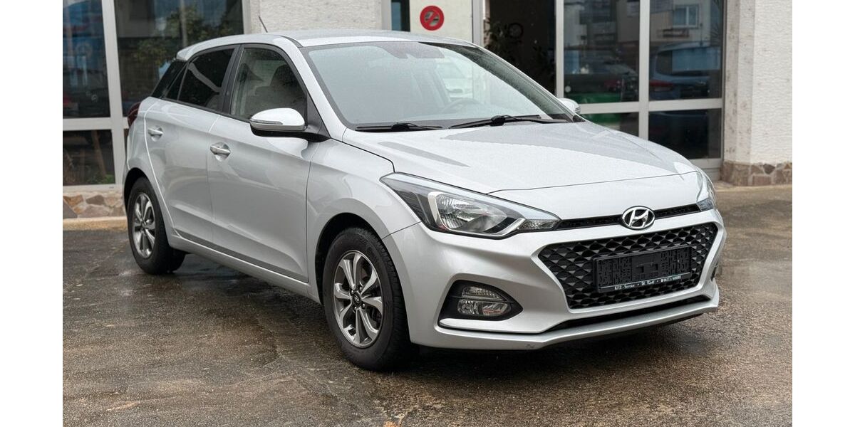 Hyundai i20 130.000 km 7.999 &euro; Wiesbaden 65203