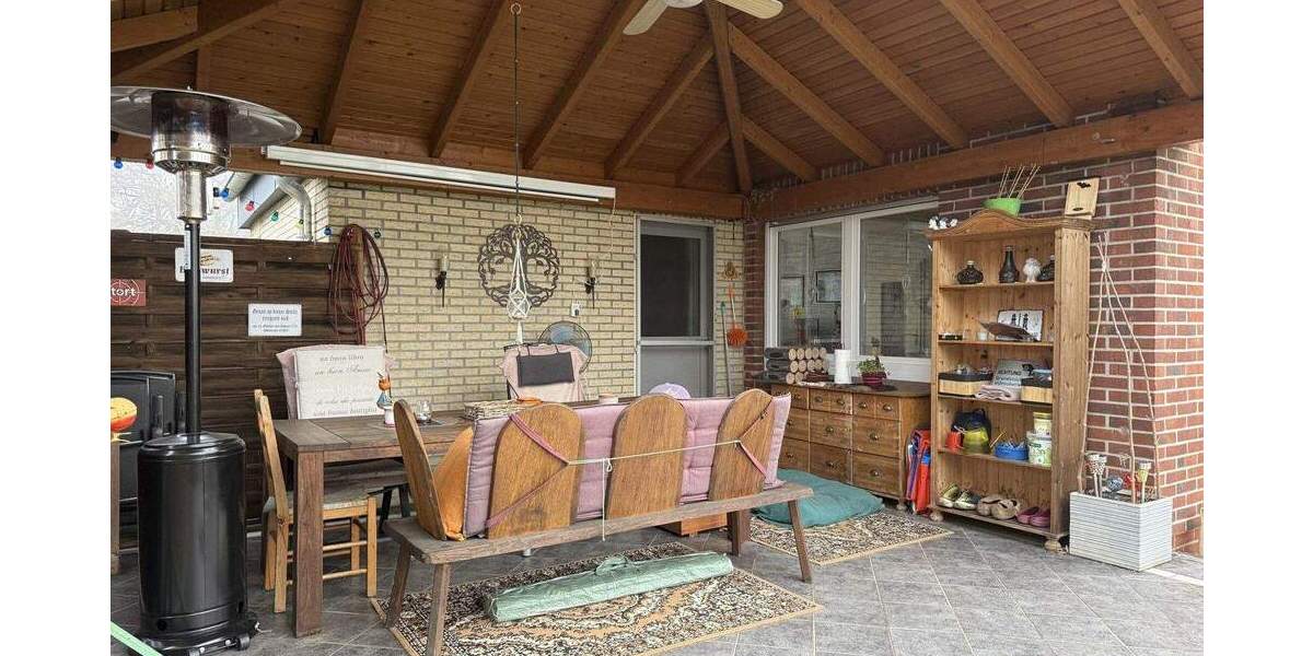 IMMOBILIEN GUMNIOR präsentiert: Einfamilienhaus mit großem Garten in ruhiger Wohnlage von Bad Bentheim 7 zimmer