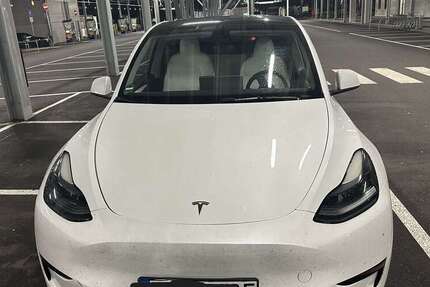 Tesla Model Y 79.000 km 30.000 € Frankfurt am Main 60423