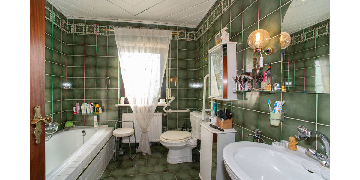 Einfamilienhaus Nohfelden / Walhausen Walhausen - 7 Zimmer, 213 m&sup2;, 255.000&euro; | Angebot:25687879