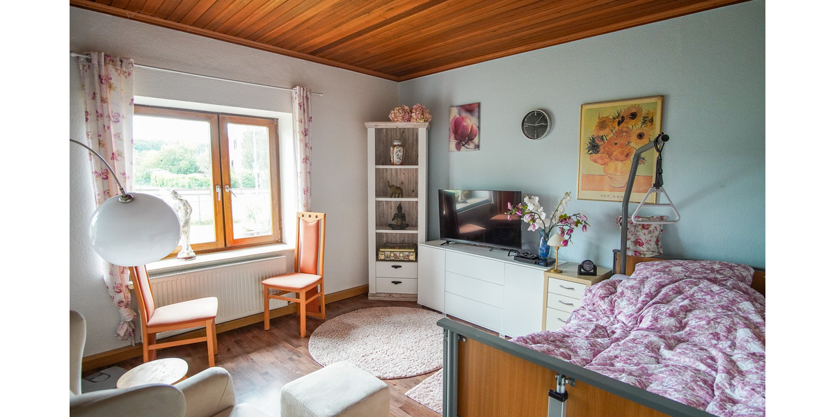 Wohngenuss mit Charme - gepflegtes Ein- bis Zweifamilienhaus mit Wintergarten - Einfamilienhaus Lemförde | Angebot:25862195
