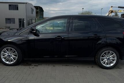 Ford Focus 146.000 km 5.200 &euro; Erbach 64711