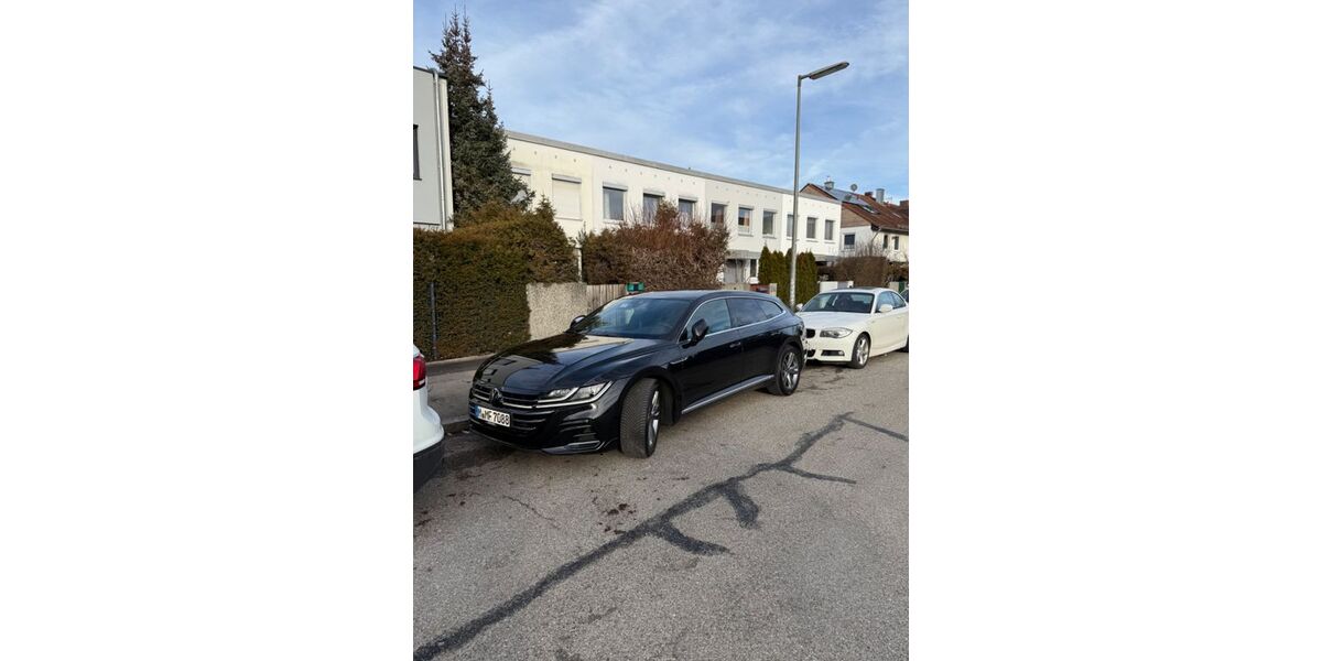 VW Arteon 43.500 km 33.700 &euro; München - Bogenhausen 81929