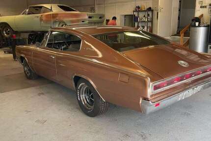 Dodge Charger 1.852.741 km 35.000 &euro; Oberschwaig (Sulzbach-Rosenberg) 92237