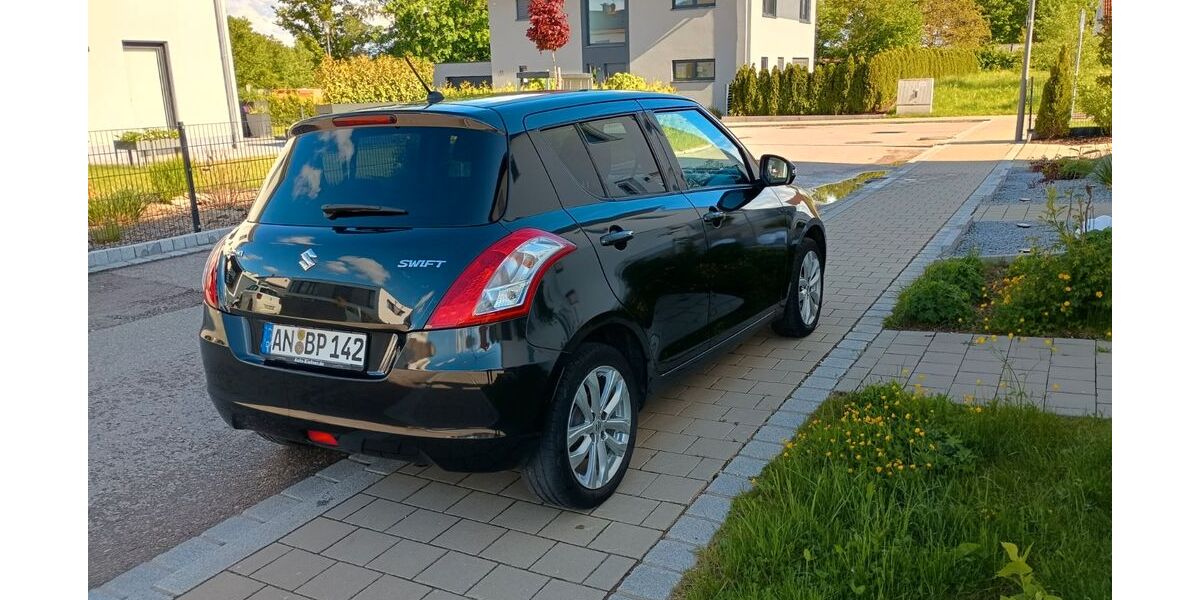 Suzuki Swift 77.423 km 7.300 &euro; Wolframs-Eschenbach 91639