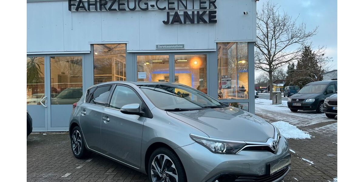 Toyota Auris 39.500 km 12.780 &euro; Hameln 31787