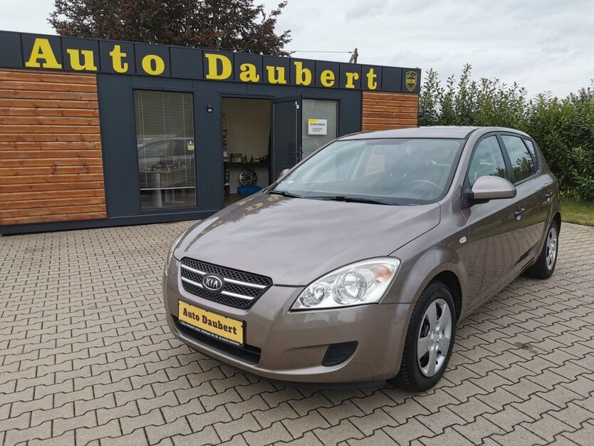 Kia ceed / Ceed 98.000 km 5.500 € Moormerland 26802