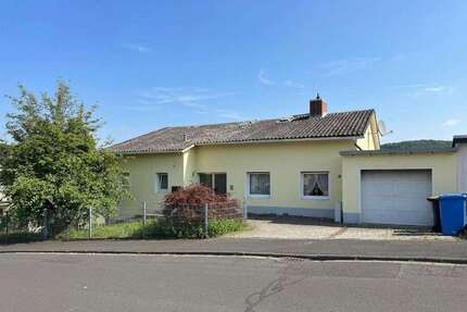 Haus Lollar - 7 Zimmer, 255 m&sup2;, 498.000&euro; | Angebot:26363735