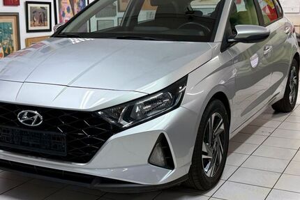 Hyundai i20 59.985 km 15.900 &euro; Mayen 56727