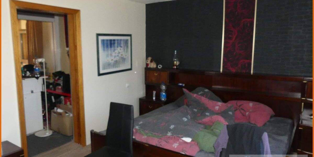 Einfamilienhaus Steinau an der Straße / Neustall Ulmbach - 8 Zimmer, 288 m&sup2;, 180.000&euro; | Angebot:25746838