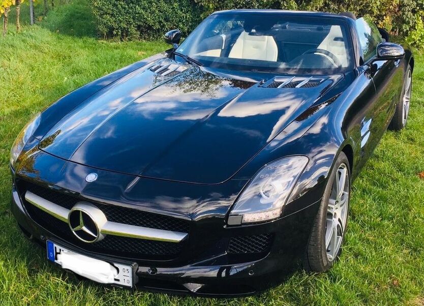 Mercedes-Benz SLS AMG 16.000 km 203.500 € Heilbronn 74074