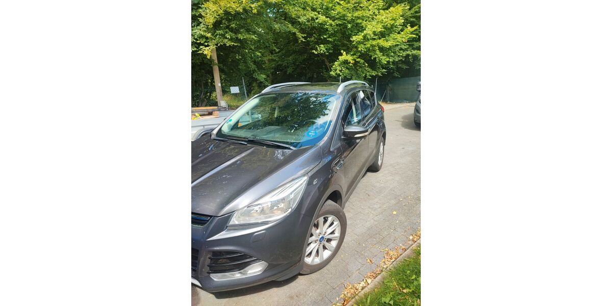 Ford Kuga 152.400 km 9.800 &euro; Ratekau 23626