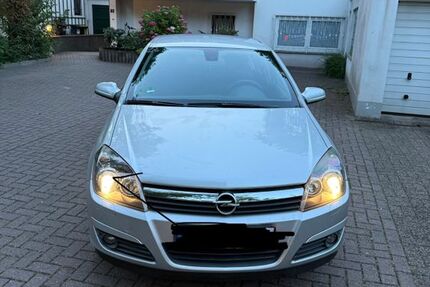 Opel Astra 179.000 km 2.450 &euro; Bremen 28209