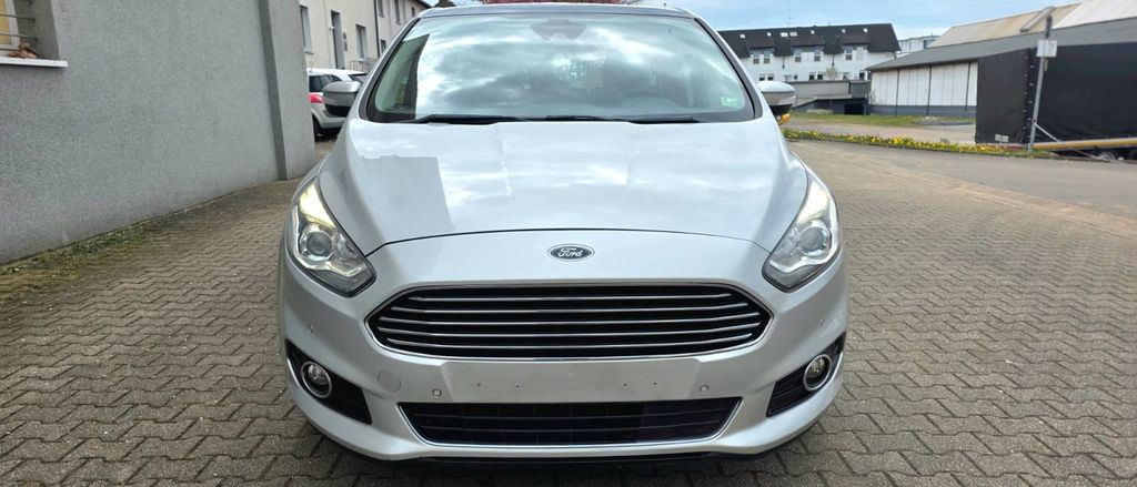 Ford S-Max 227.000 km 7.990 &euro; Sprockhövel 45549