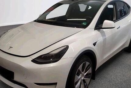 Tesla Model Y 48.882 km 35.490 &euro; Weinstadt 71384