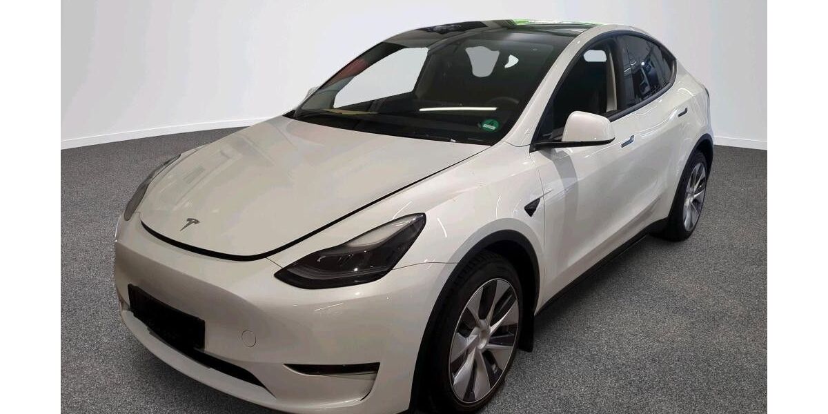 Tesla Model Y 48.882 km 35.490 &euro; Weinstadt 71384