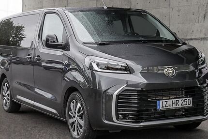 Toyota Proace (Verso) 3.859 km 47.880 &euro; Itzehoe 25524