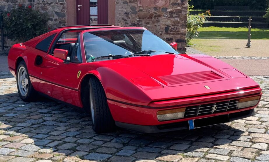 Ferrari 328 38.100 km 94.900 € Ober-Mörlen 61239