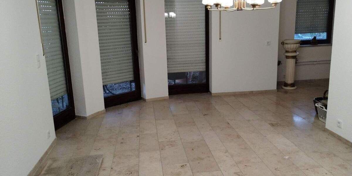 Einfamilienhaus Cadolzburg - 7 Zimmer, 163 m&sup2;, 599.000&euro; | Angebot:25316181