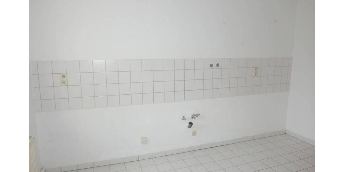 Etagenwohnung Döbeln Sörmitz - 3 Zimmer, 74 m&sup2;, 385&euro; | Angebot:26028680