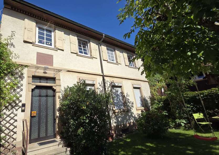 Haus zum Kaufen in Remchingen-Nöttingen 339.000 € 214 m² 7 zimmer