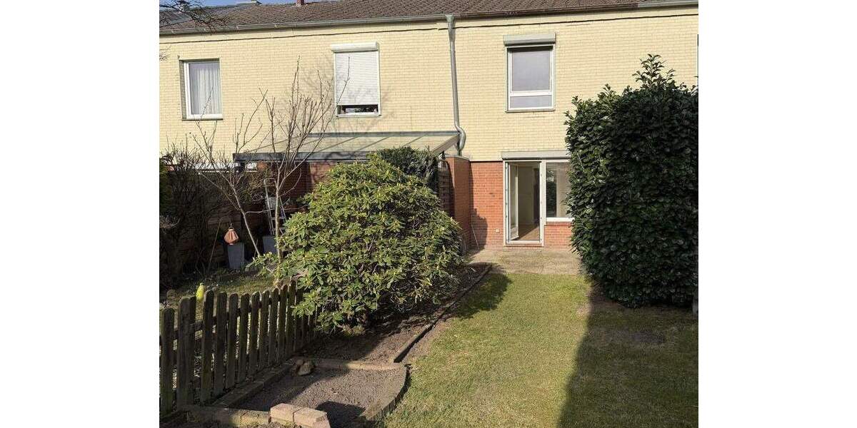 Reihenmittelhaus Hamburg Bramfeld - 3 Zimmer, 75 m&sup2;, 1.630&euro; | Angebot:25570386