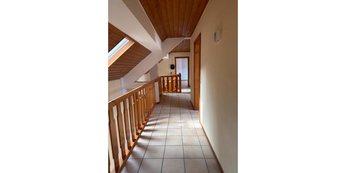 Maisonettenwohnung Badem - 5 Zimmer, 135 m&sup2;, 1.000&euro; | Angebot:26393838