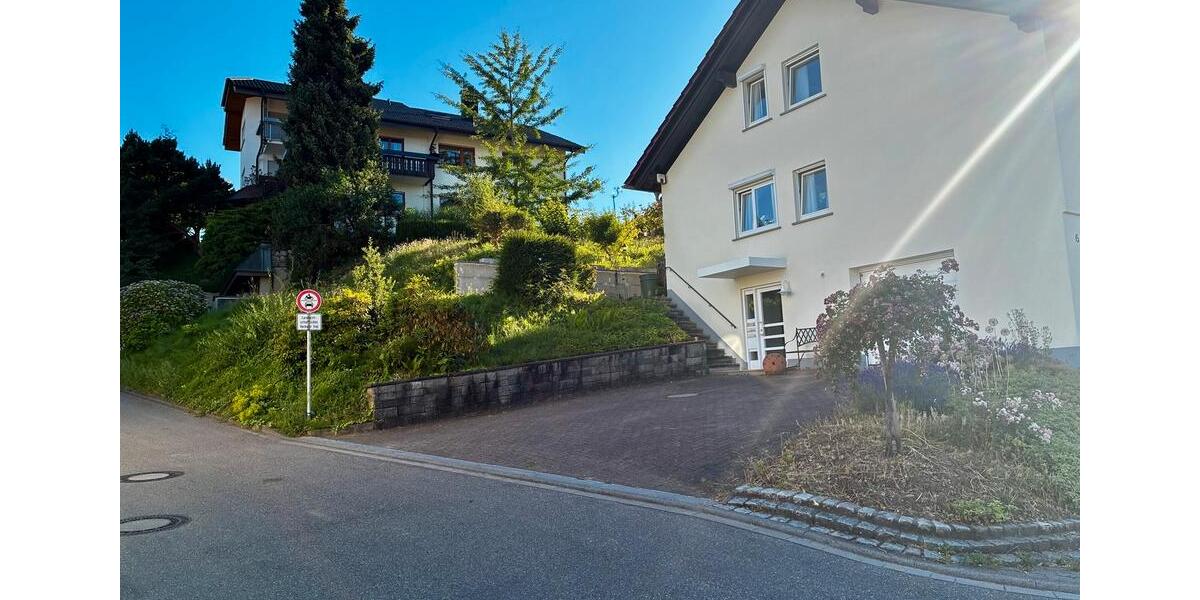 Einfamilienhaus Bühl - 8 Zimmer, 220 m&sup2;, 525.000&euro; | Angebot:26996991