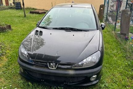 Peugeot 206 90.000 km 649 &euro; Birkenfeld 75217