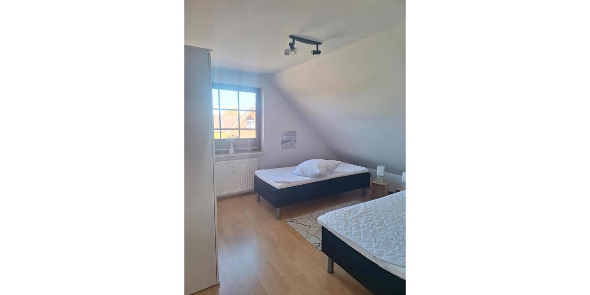 Dachgeschoßwohnung Wester-Ohrstedt Ohrstedt - 2.5 Zimmer, 80 m&sup2;, 850&euro; | Angebot:26396873