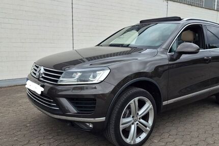 VW Touareg 198.000 km 14.999 &euro; Kelkheim ( Taunus ) 65779