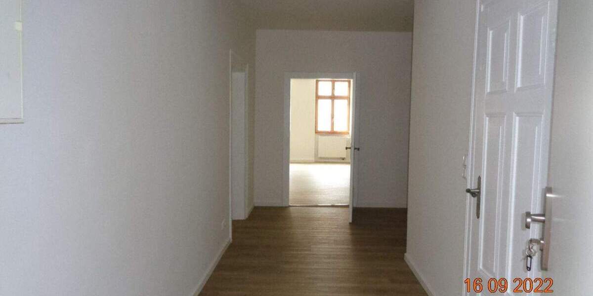 Etagenwohnung Naumburg (Saale) Naumburg - 3 Zimmer, 105 m&sup2;, 755&euro; | Angebot:26378199