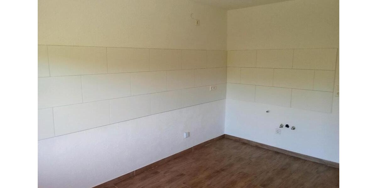 Etagenwohnung Weißenbrunn - 4 Zimmer, 110 m&sup2;, 150.000&euro; | Angebot:26445675
