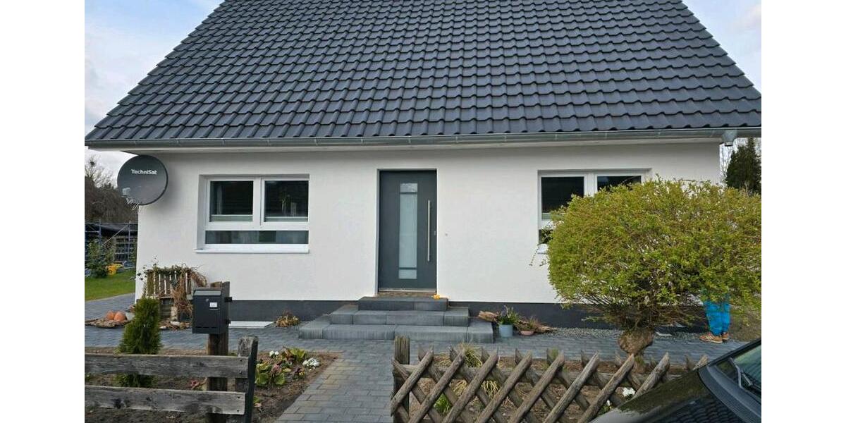 Einfamilienhaus Lachendorf - 3 Zimmer, 100 m&sup2;, 1.150&euro; | Angebot:26358997