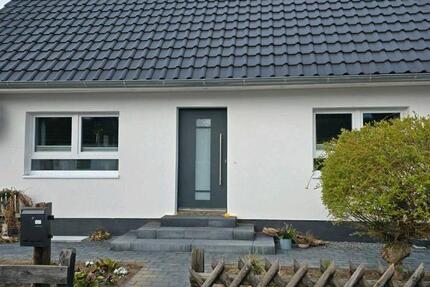 Haus Lachendorf - 3 Zimmer, 100 m&sup2;, 1.150&euro; | Angebot:26358997