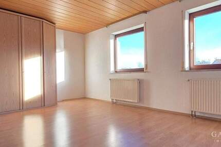 ** Gepflegtes Reihenmittelhaus in Ortsrandlage ** 4 zimmer