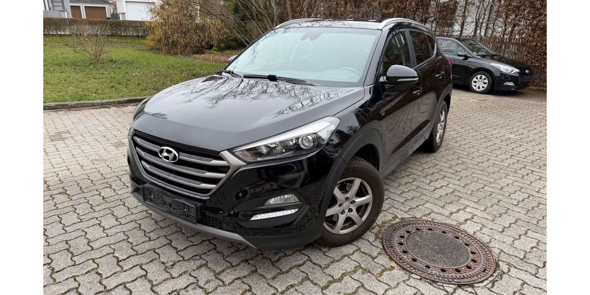 Hyundai TUCSON 116.000 km 11.990 &euro; Bad Aibling 83043