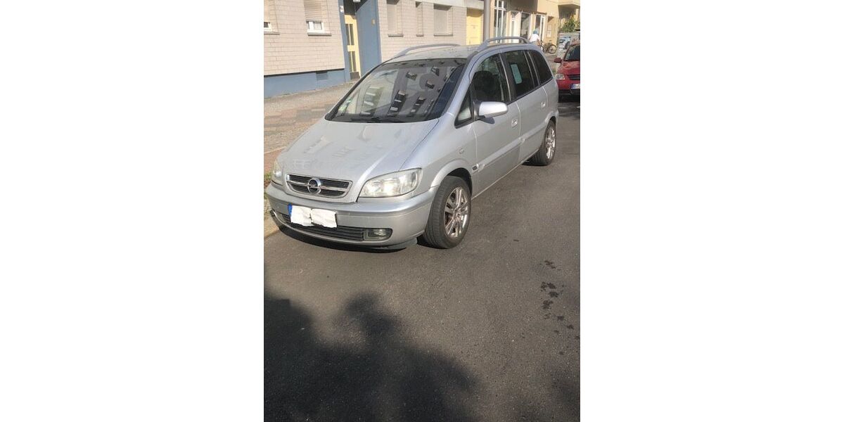 Opel Zafira Life 150.000 km 2.200 &euro; Berlin 10555