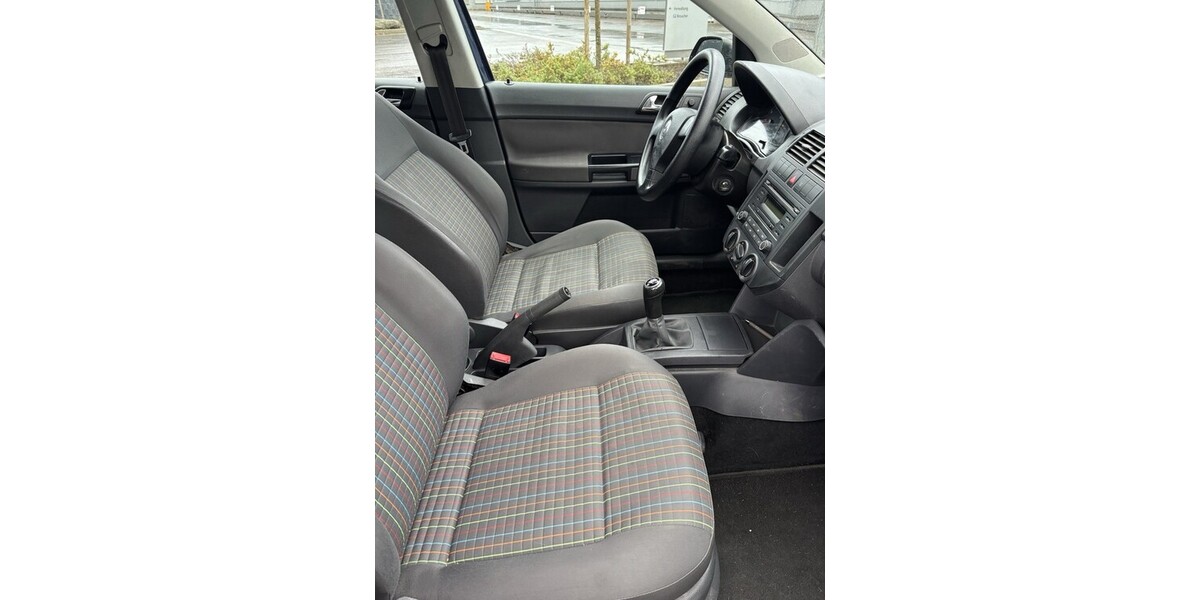 VW Polo 159.000 km 2.500 &euro; Düsseldorf 40213