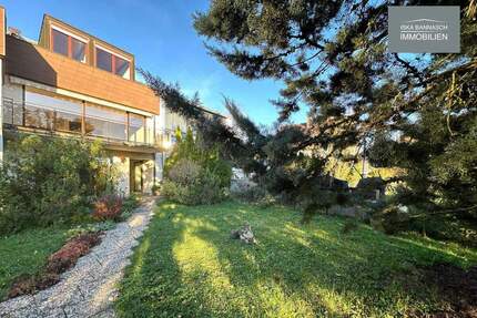 Großes Reihenhaus in attraktiver Lage mit Einliegerwohnung und Garage in Feuerbach 6 zimmer