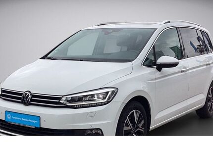 VW Touran 24.300 km 36.990 € Schwerin 19057
