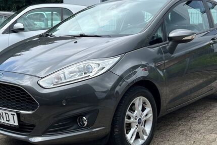 Ford Fiesta 96.743 km 9.490 &euro; Steinhagen 33803