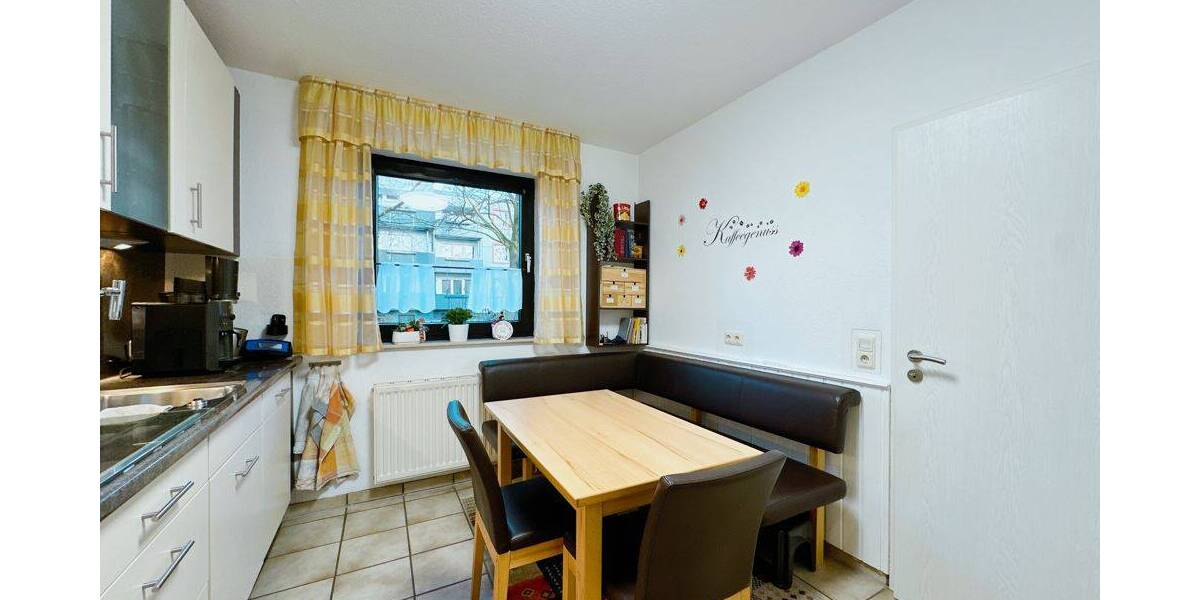 Reihenmittelhaus Bielefeld / Gellershagen Innenstadt - 4 Zimmer, 120 m&sup2;, 1.200&euro; | Angebot:26825085