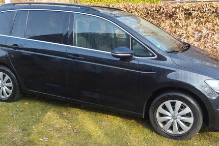 VW Touran 129.500 km 14.500 &euro; Altenholz 24161